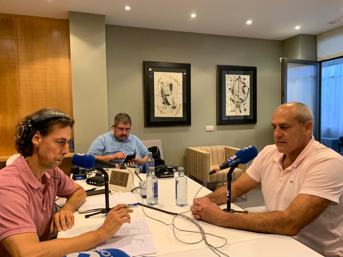 Gracias Miquel Molondro,  Martí Munar <a href="/oscar_troya/">oscar troya</a> y Pep Vidal <a href="/udpoblense/">U.D. Poblense</a> 
Y como siempre a <a href="/tsanchezgrao/">antonio sánchez grao</a> y al <a href="/ValparaisoHotel/">ValparaísoHotel</a> ⚽️🎙