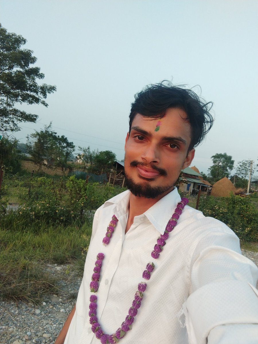 lamsal_manab's tweet photo. सम्झना स्वरूप यि तस्बिर ॥
तिहार 2082
#HappyTihar 🎇❣️ https://t.co/S1kf1fpVWK