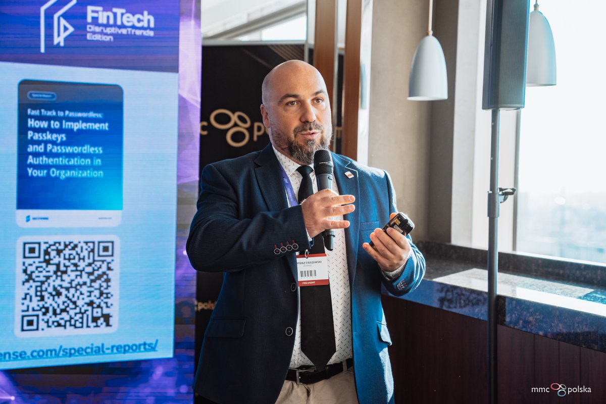 FinTechDigital's tweet image. 💬 Bartosz Cieszewski, Solutions Architect, Secfense oraz Bartosz Miazga, Security Architect, BNP Paribas Bank Polska, przedstawili case pt. „Passkeys w bankowości: wdrożenie na produkcji w BNP Paribas Bank Polska - architektura i praktyczne doświadczenia”