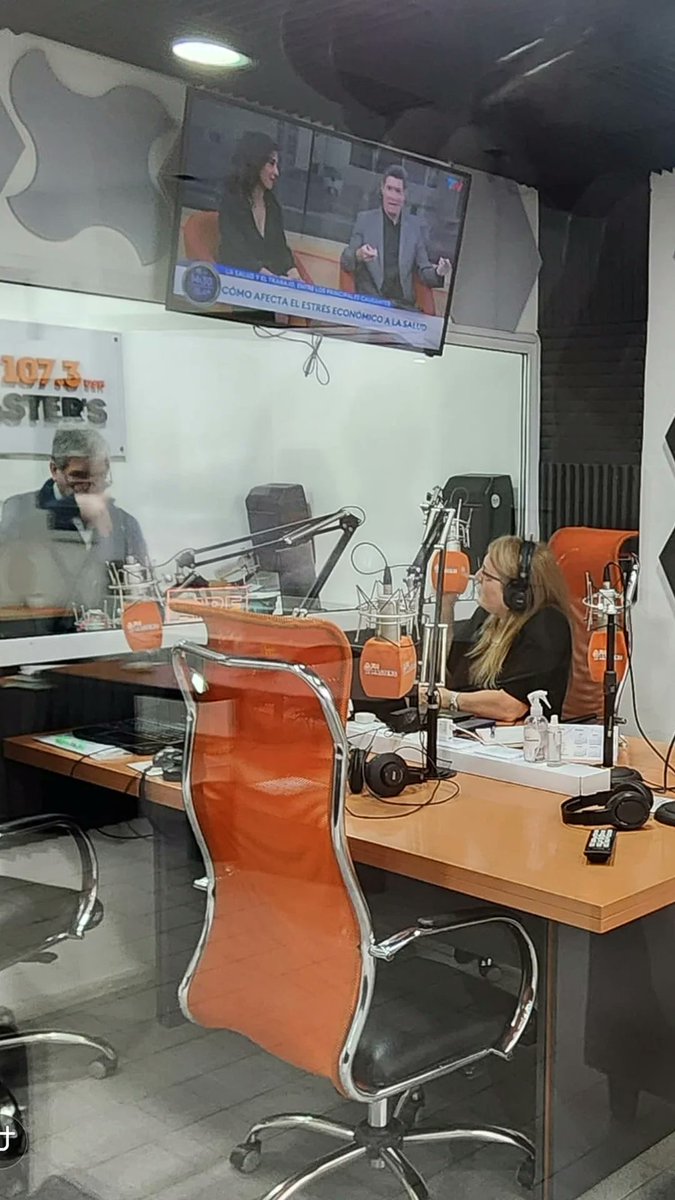 Cada tarde en #TRENX por <a href="/fmmasters/">FM Master's</a> tomamos contacto con el mundo del emprendimiento, de la innovación, del trabajo, el aprender, el transitar, el trabajar y soñar con qué queremos hacer y a dónde queremos llegar 🙌 Contra viento y marea!!