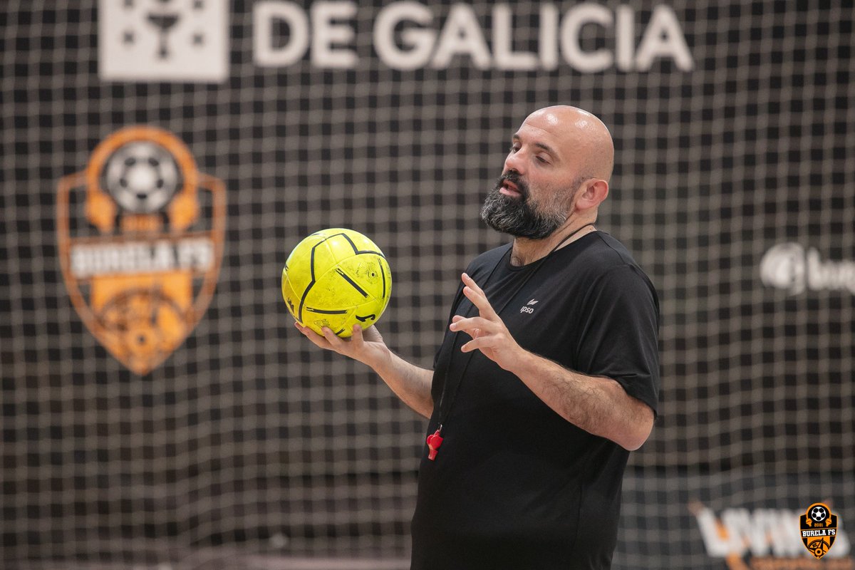 🎙️ <a href="/PilladoMon/">O Mario Pillado</a> e <a href="/JairoCampo_/">Jairo Campo Vázquez</a> falan sobre as súas carreiras laborais e sobre Burela en <a href="/ProxectoNeo/">Proxecto Neo</a>! 🤩

📻 proxectoneo.blogspot.com/2025/10/proxec…