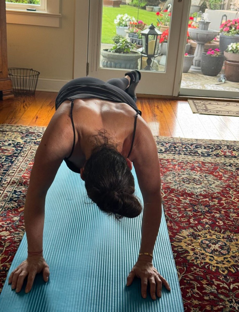 GYMGUYZ_FortLee's tweet image. We love celebrating our clients’ progress! From day one to today — the dedication shows in every rep. Amazing work! #GYMGUYZResults #StrengthInProgress