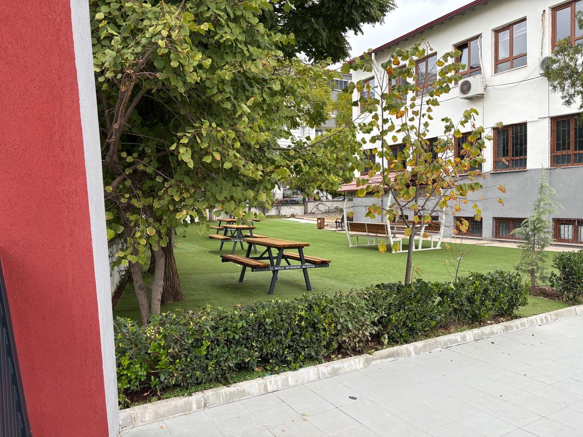 Öğrencilerimiz için yeniden düzenlenen dinlenme alanı … <a href="/mugla_mem/">Muğla İl Millî Eğitim Müdürlüğü</a> <a href="/mentesemem/">Menteşe İlçe Milli Eğitim Müdürlüğü</a> <a href="/emrecay55/">Emre ÇAY</a> @gurhannn.k