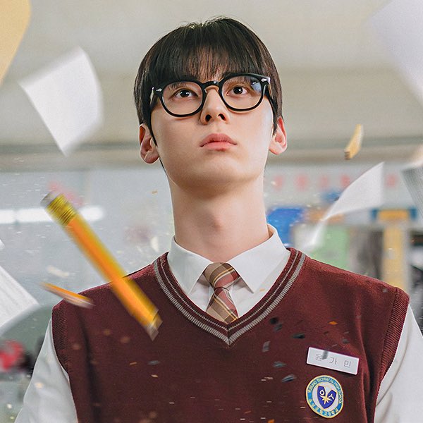 Hwang Minhyun is in talks to return for Season 2 of ‘Study Group.’