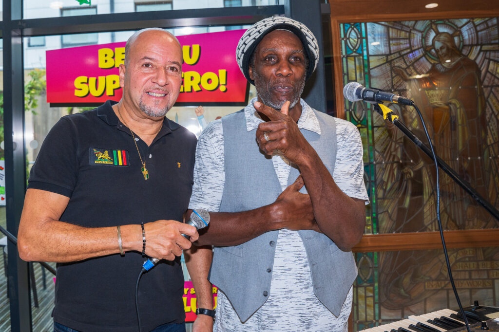 BTHFT's tweet image. 💛💚❤️ Feel-good #ReggaeVibes at BRI

We celebrated #BlackHistoryMonth with the soulful sounds of Selah Sounds - powerful vocals, smooth rhythms &amp;amp; pure positive energy all around. Great to see CEO Mel join the vibes &amp;amp; feel the rhythm!
.
.
#CelebrateCulture #GoodVibesOnly 🖤🎶🎤🎹