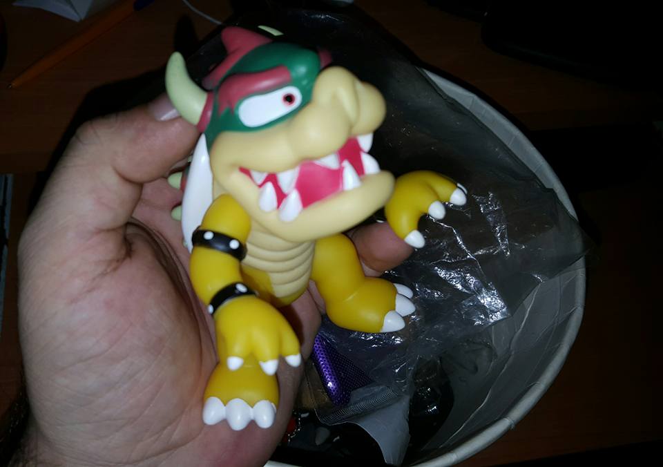 Doom_Collector's tweet image. Eskilerden bi&apos;kaç foto buldum :)

#GTA3 #Bowser #SuperMairo #Hitman #PES
