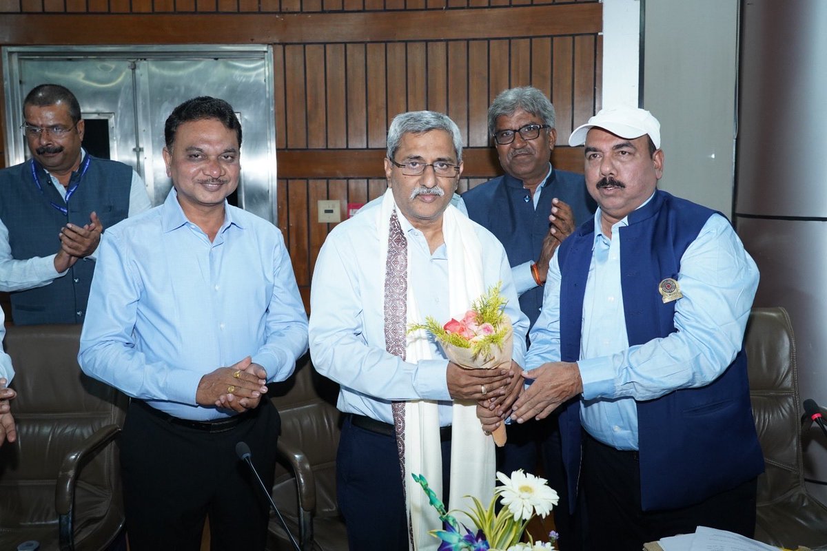 CMOAI(Coal mines officers association of India) tweet media