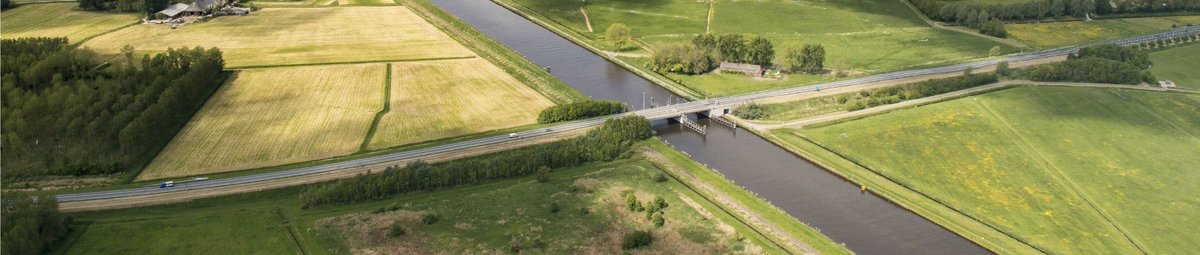 RWS_NN's tweet photo. We voeren groot onderhoud uit aan een deel van de #N33. Vanaf maandag 27 oktober tot en met vrijdag 7 november is de #N33 tussen #Appingedam en #Eemshaven afgesloten. Lees er meer over in ons nieuwsbericht 👇 https://t.co/ixnuWqWoZT https://t.co/NweU1Rjlir