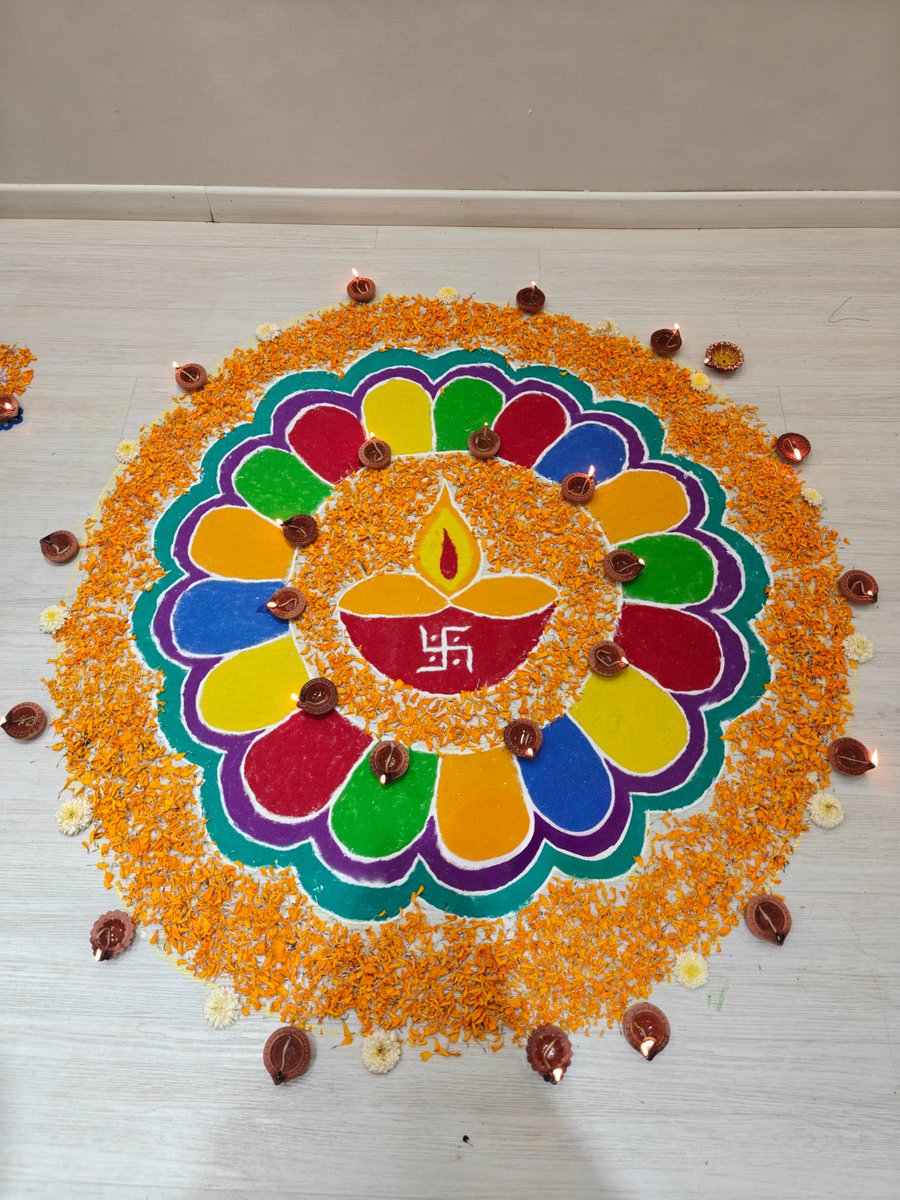 Powermax_India's tweet image. This Diwali, our workspace lit up brighter than ever.
A day full of smiles, tradition, and the reminder that true light comes from the people around us.

#Diwali #PowerMax #FitForLife