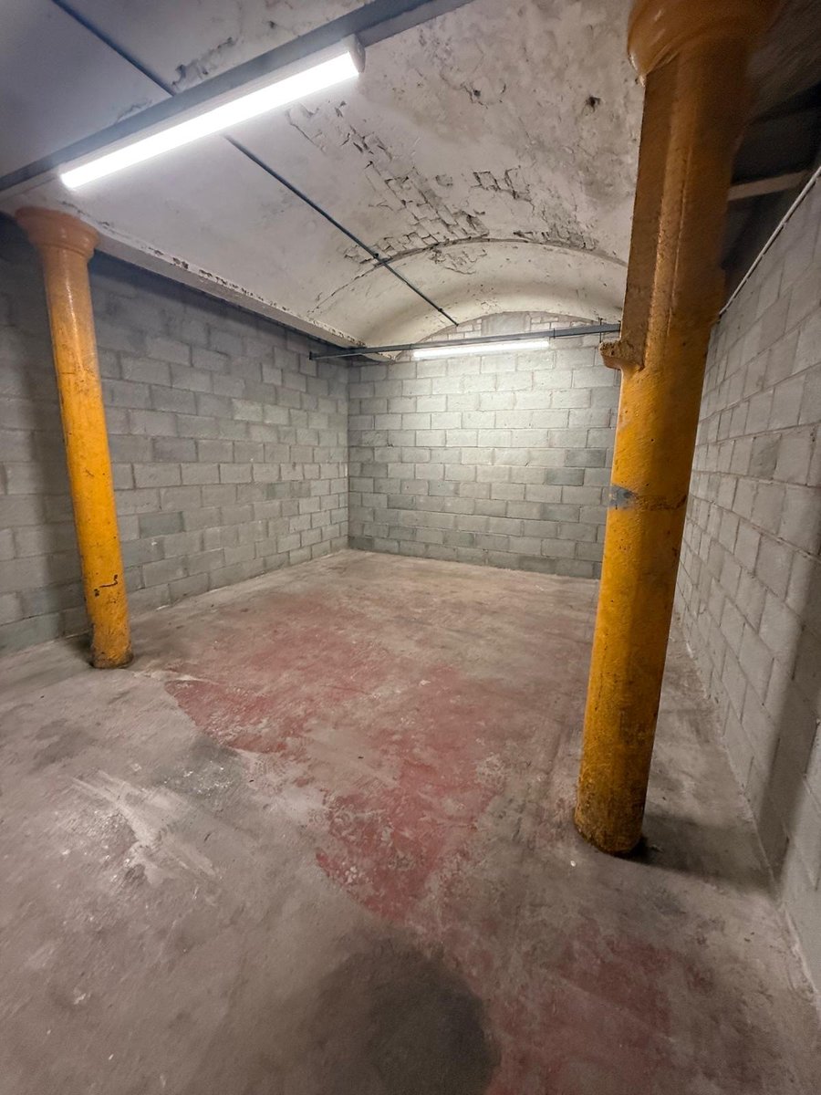 📦 350 - 430 SQFT Units To Let – from just £49.99/week! 

✅24/7 Access  
✅Communal Amenities   
🏢Perfect for small business or workspace.

👉Enquire today!
#OldhamHour #CommercialPropertyToLet #IndustrialUnit #SmallBusinessUK #Manchester