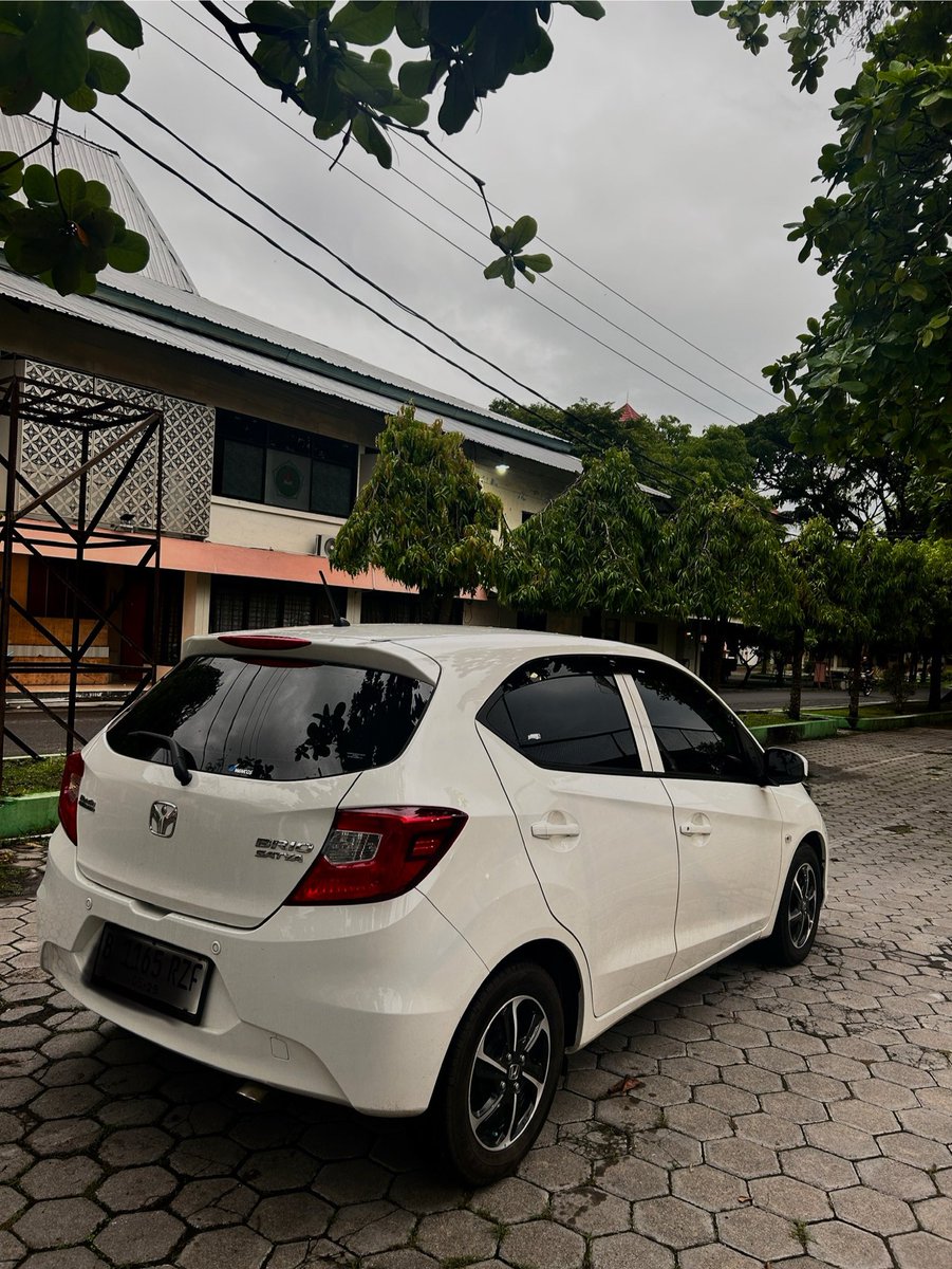 mel0dycline's tweet photo. Dijual Honda Brio E AT th 2024 - Warna Putih
Kondisi Like New, pemakaian pribadi

- Km baru 26.000
- Service record
- Pajak panjang
- Cat masih ori 0 sepet

Lokasi: Solo / Surakarta
Langsung DM

#WTS https://t.co/iRmE15lx2F