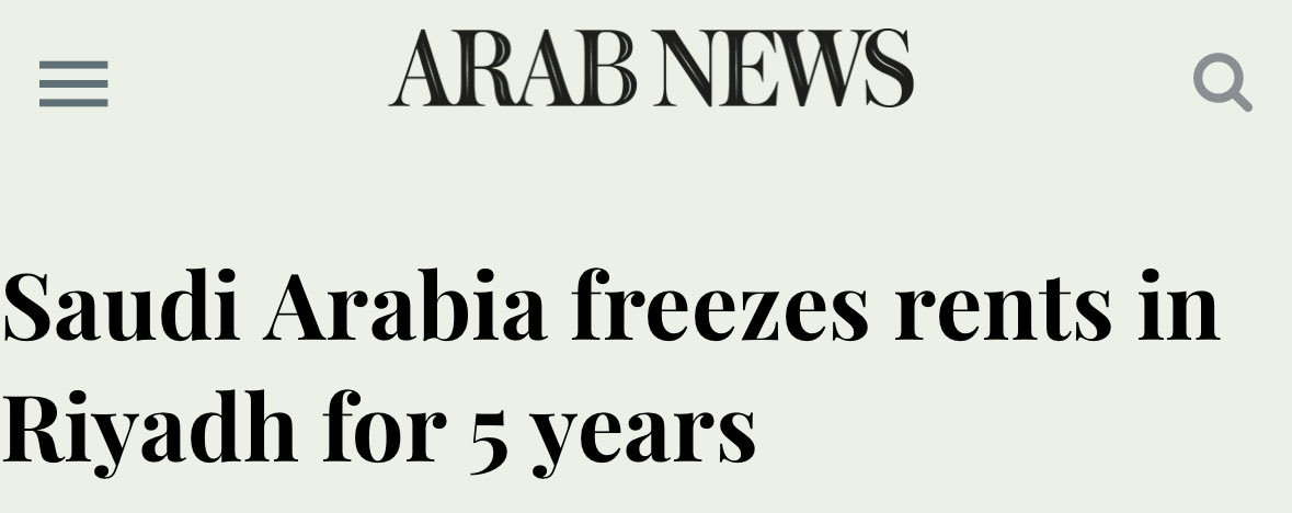 W Arabii Saudyjskiej <a href="/KSAembassyPL/">Ambasada Arabii Saudyjskiej w Warszawie</a> dekretem królewskim zamrożono na 5 lat ceny wynajmu nieruchomości mieszkalnych i komercyjnych w granicach Rijadu, żeby chronić rynek konsumencki przed agresywną spekulacją. To efekt skokowo rosnących czynszów i deregulacji rynku wynajmu w
