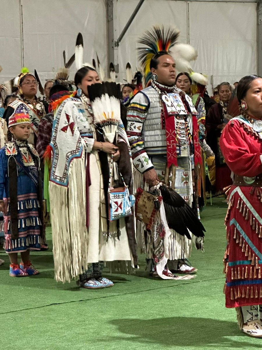 natives_root's tweet image. Beautiful! Head Man and Head Lady, Grand Entry, Western Navajo Fair 2025, Tuba City, AZ #powwow #dancers #native #indigenous #navajo #traditional #powwowdancer #fblifestyle #resilientrez