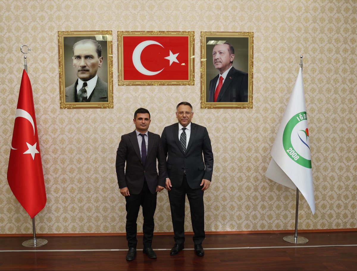 Iğdır Üniversitesi (@igdir_uni) on Twitter photo Iğdır Toprak Mahsulleri Ofisi Müdürü Nihat Atalar, Rektörümüz Prof. Dr. Ekrem Gürel’i makamında ziyaret etti.
Haberin devamı için: igdir.edu.tr/blog/haberler-…
<a href="/EkremGurel/">Prof. Dr. Ekrem Gürel</a> Iğdır Toprak Mahsulleri Ofisi Müdürü Nihat Atalar, Rektörümüz Prof. Dr. Ekrem Gürel’i makamında ziyaret etti.
Haberin devamı için: igdir.edu.tr/blog/haberler-…
<a href="/EkremGurel/">Prof. Dr. Ekrem Gürel</a>