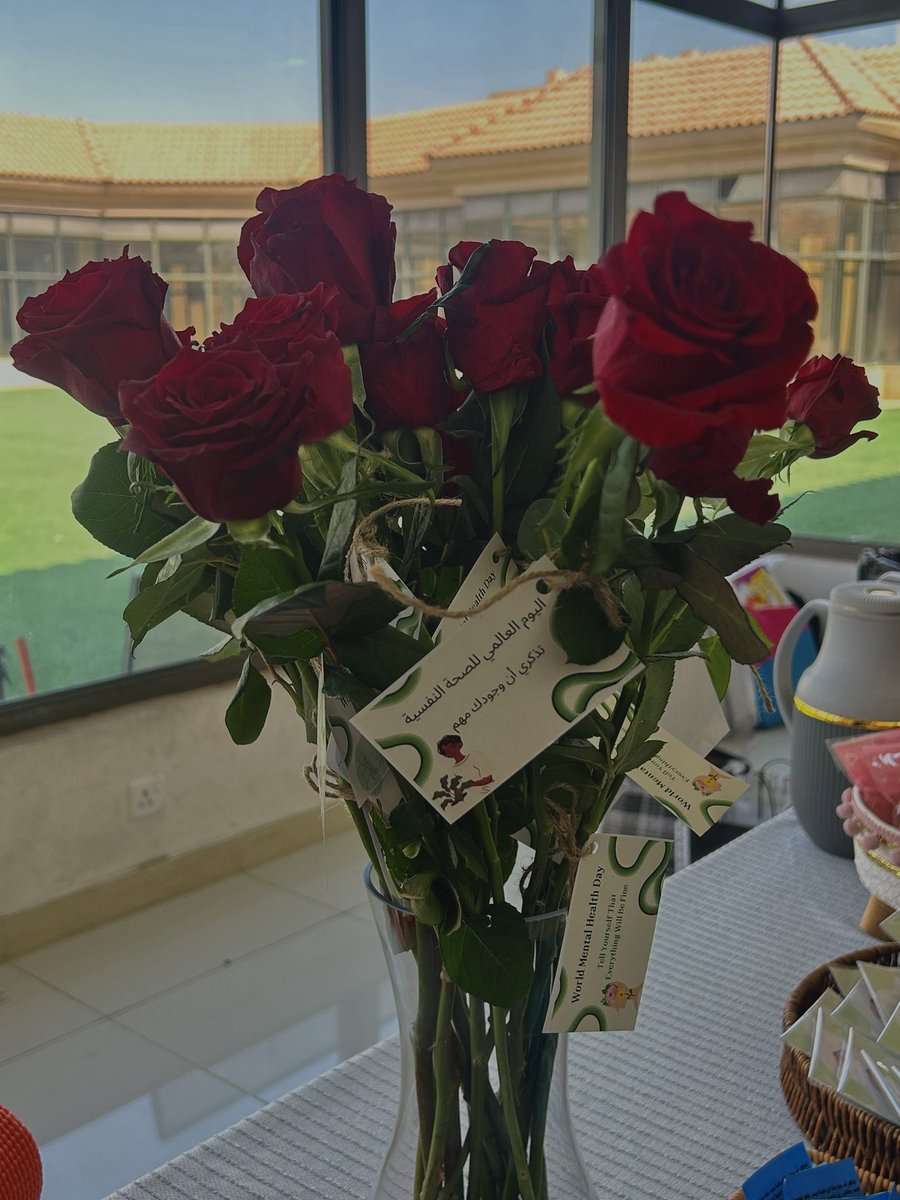 samar_abdullh1's tweet image. سعيدة بتفعيل اليوم العالمي للصحة النفسية في كلية الآداب العام الماضي .
-الصحة النفسية حق للجميع، والعافية تبدأ من الداخل 🌿