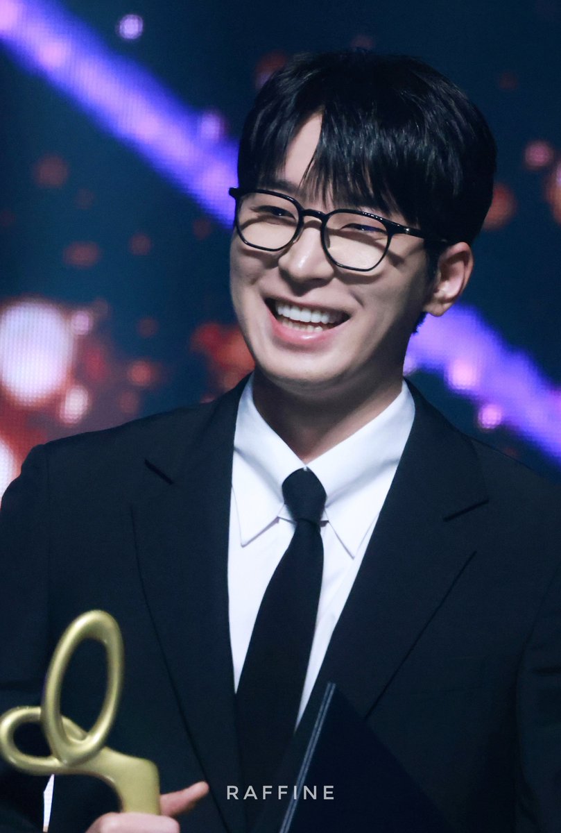 raffine_svtww's tweet image. 251023 원우 preview
#원우 #WONWOO #ウォヌ #17멋쟁이 #SEVENTEEN

축하해요~~💜