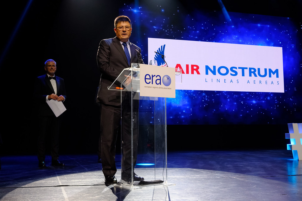 ✈️ ¡<a href="/AirNostrumLAM/">AIR NOSTRUM L.A.M.</a>, la aerolínea regional más innovadora de Europa!

¡Estamos de enhorabuena! Nuestra división de mantenimiento Air Nostrum Engineering and Maintenance Operations (ANEM) ha sido reconocida por la Asociación Europea de Aerolíneas Regionales (<a href="/eraaorg/">European Regions Airline Association (ERA)</a>) con el premio