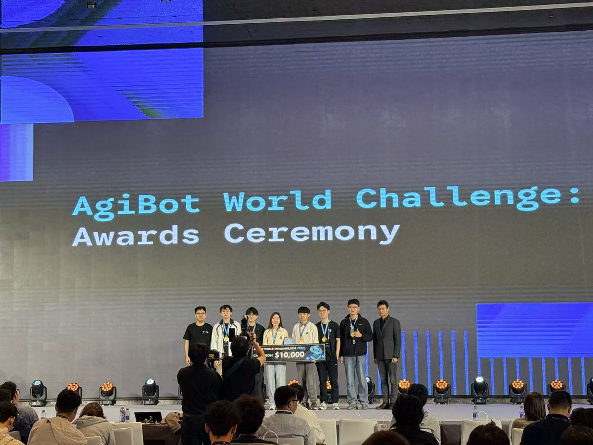 Zhan Xianyuan tweet media