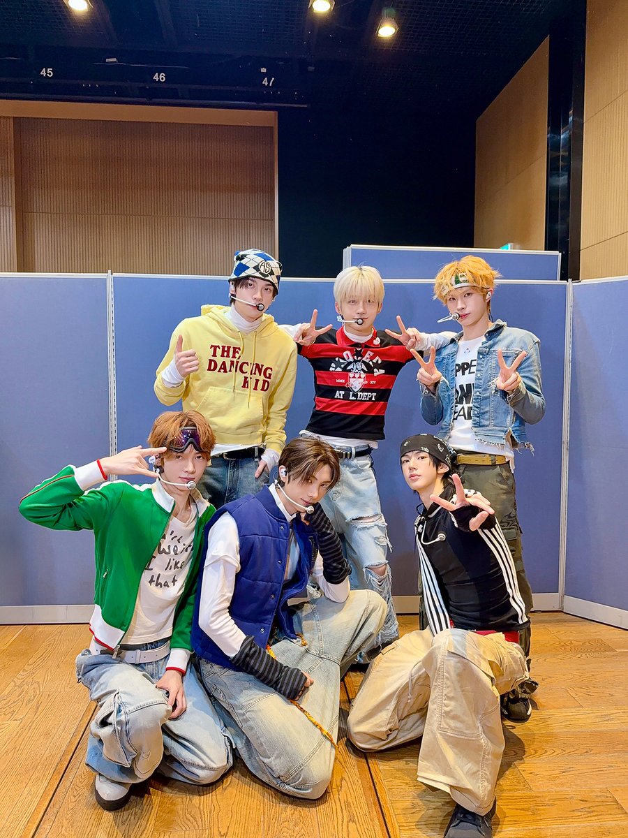 TWS_PLEDIS's tweet photo. [#TODAYWITHUS]
251023 M COUNTDOWN

#TWS #투어스 #247WithUs
#play_hard
#OVERDRIVE #TWS_OVERDRIVE https://t.co/dwW3GHEu39
