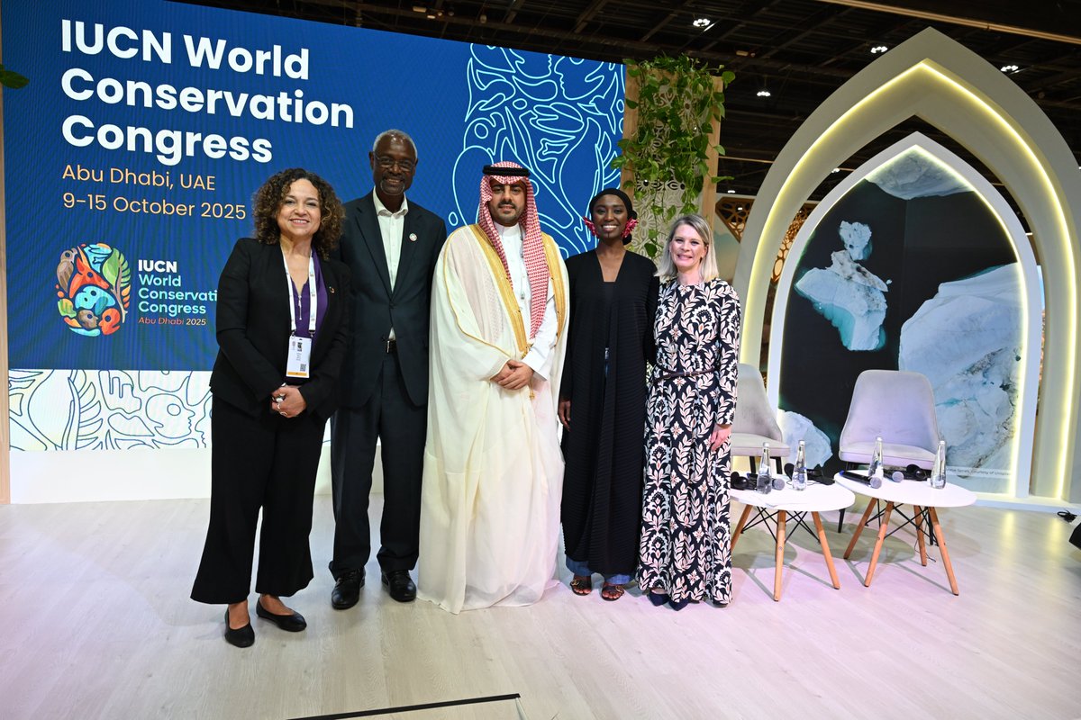 UNCCD's tweet image. A major highlight of the World Conservation Congress! #WCC2025 saw the launch of our new film, Living Desert, featuring our Goodwill Ambassadors at @Cop16Riyadh.

Big thanks to our partners @IUCN, @RCU_SA &amp;amp; #InTent.  Onwards to #COP17.

▶️ youtube.com/watch?v=05oaih…