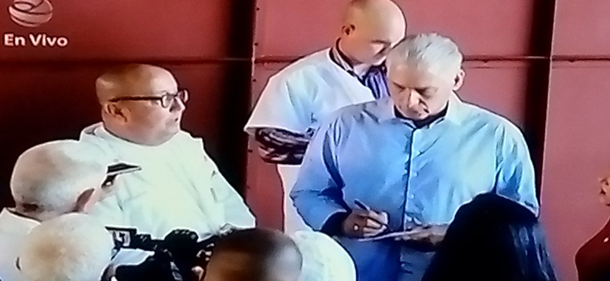 JorgeFaure1's tweet image. #PoderPopular el Presidente de la República de Cuba @DiazCanelB recorrió centros de la producción en varios municipios de #VillaClara #IslaDeLaJuventud #SentirPinero #CubaEstáFirme #100AñosConFidel