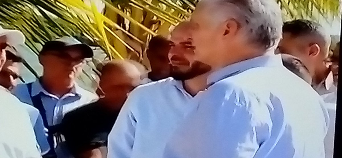 JorgeFaure1's tweet image. #PoderPopular el Presidente de la República de Cuba @DiazCanelB recorrió centros de la producción en varios municipios de #VillaClara #IslaDeLaJuventud #SentirPinero #CubaEstáFirme #100AñosConFidel