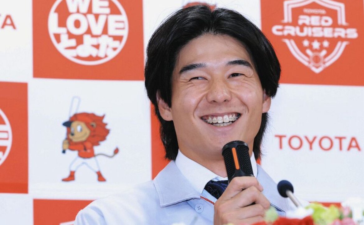 ヤクルト4位のトヨタ自動車・増居翔太、”3度目の正直”でプロへの扉開く　「今年も気まずく何も起きずに終わる光景を想像したんですけど…」と安堵の表情(中日スポーツ)

トヨタ自動車（愛知）の最速149キロ左腕、増居翔太投手（25）が、ヤクルトにドラフト4位で指名された。
news.yahoo.co.jp/articles/de603…