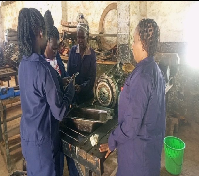 Gewckenya's tweet image. Empowering women through mechanical engineering
At GEWC, we’re equipping young women with hands-on skills in motor mechanics, welding &amp;amp; machine operation  breaking barriers  male-dominated fields.
Empowerment drives equality! 

#GEWC #WomenInEngineering #EndGBV #SkillsTraining