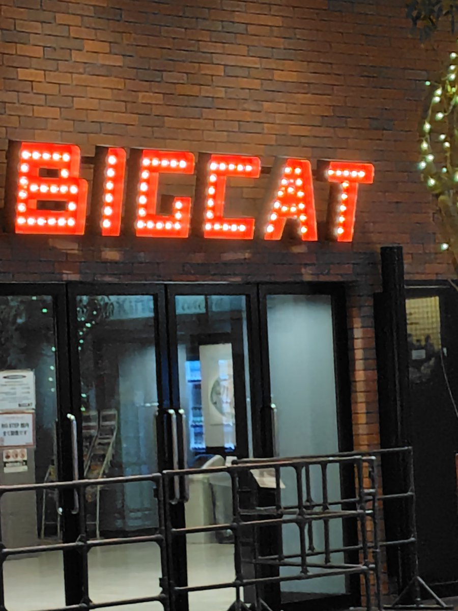 AyakoHirono's tweet image. BIGCATなぅ
只今途中休憩中〜♫

＃心斎橋BIGCATワンマンライブ
＃TAKEOFF