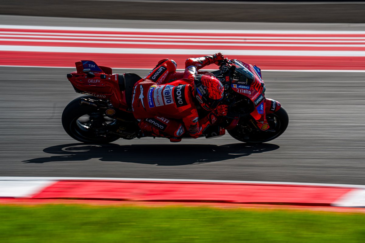 #MotoGP 

Stagione finita per Marc Marquez che salterà i Gran Premi di Portimao e Valencia, Test compresi. Ducati ha diffuso il seguente comunicato in materia, esplicativo della situazione e dei motivi che hanno comportato questa decisione.

"Marc Márquez si è sottoposto ad un