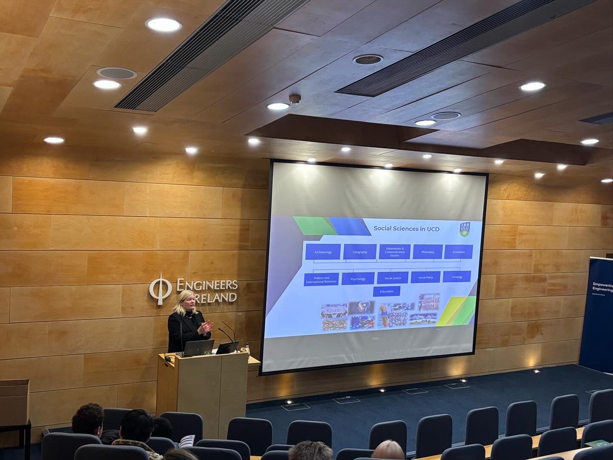 Ballsbridge_CFE's tweet photo. Thanks to all the speakers who presented to our students at our annual Career Day. The focus for this year was speakers working in Business and Psychology. UCD and Maynooth University presented the great choice of progression routes from Further Education to Higher Education. https://t.co/mC0HPT9Rj3
