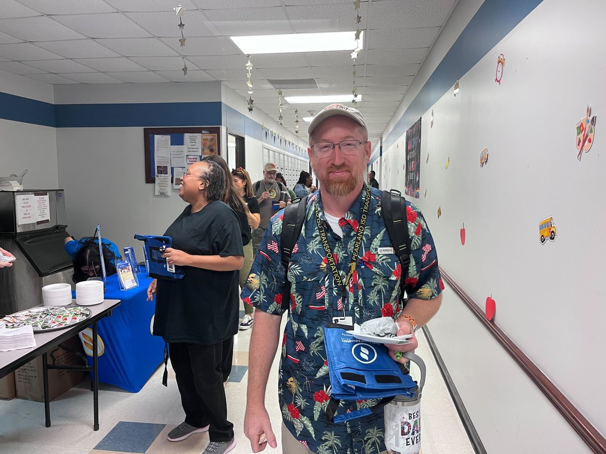 PearlandISD's tweet image. It’s Bus Safety Week! 🚌💚 

A huge shoutout to our incredible SPED bus drivers who go the extra mile every day to keep our students safe and cared for. Your patience, dedication, and heart make all the difference! 💚

#BusSafetyWeek #BuildPearlandProud #ThankYouDrivers