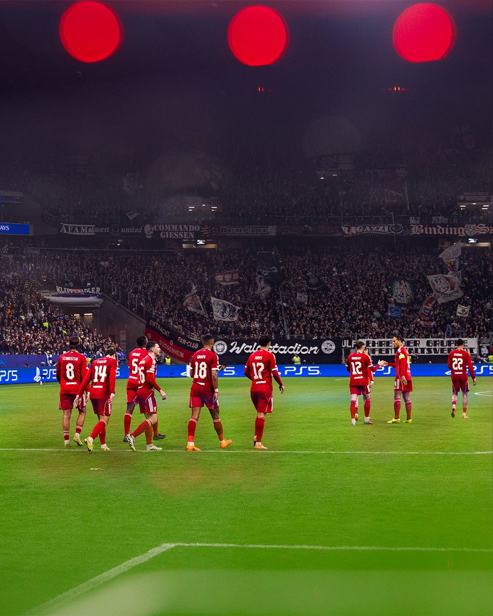 LFC's tweet image. The Reds 📸🔴