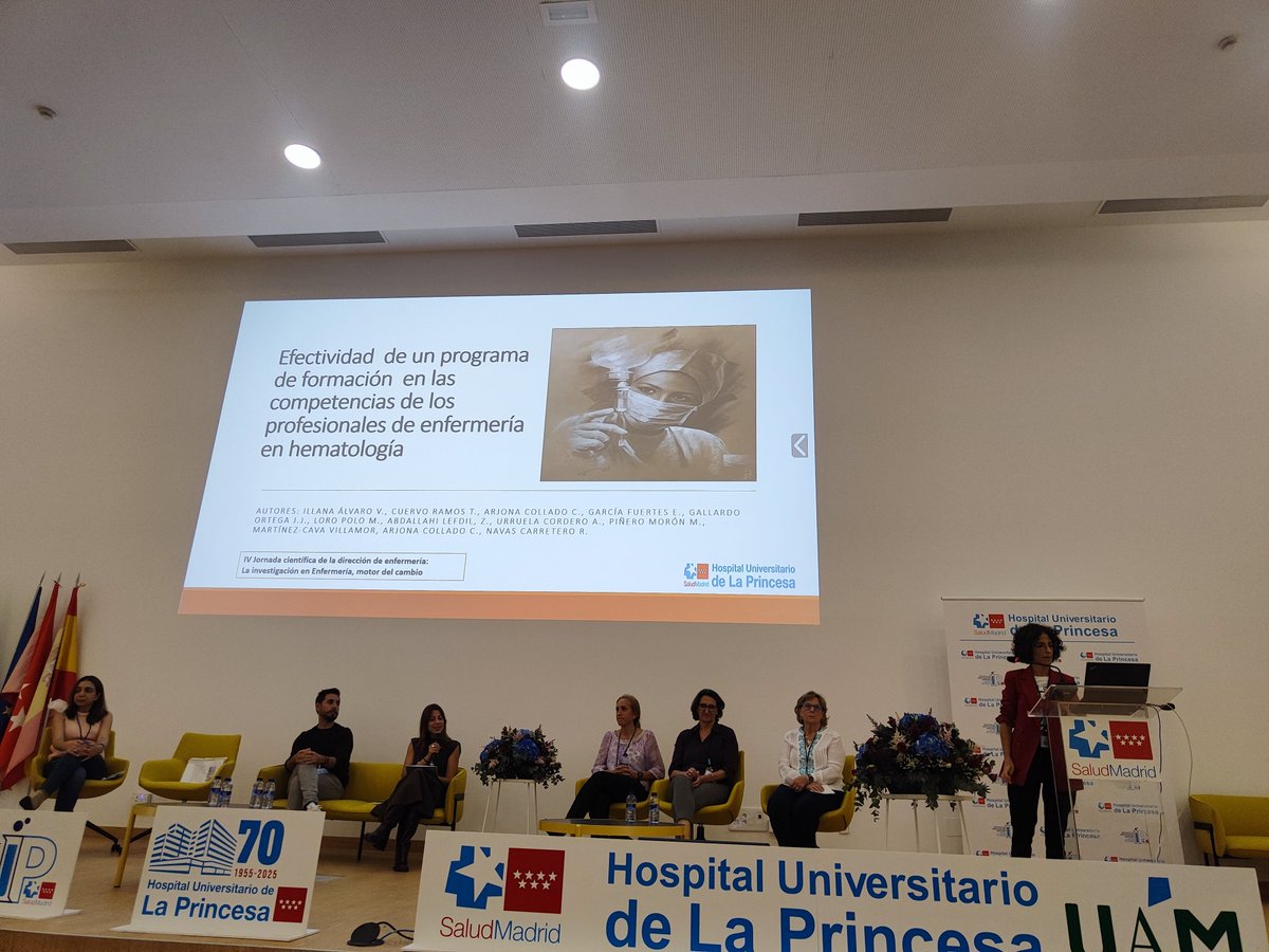 Siguiente ponencia de mesa 2️⃣, Doña Verónica Illana y Doña Marina Lobo "Efectividad de un programa de formación en las competencias de los profesionales de enfermería en hematología".
Formación que transforma la práctica clínica y mejora la atención al paciente hematológico.