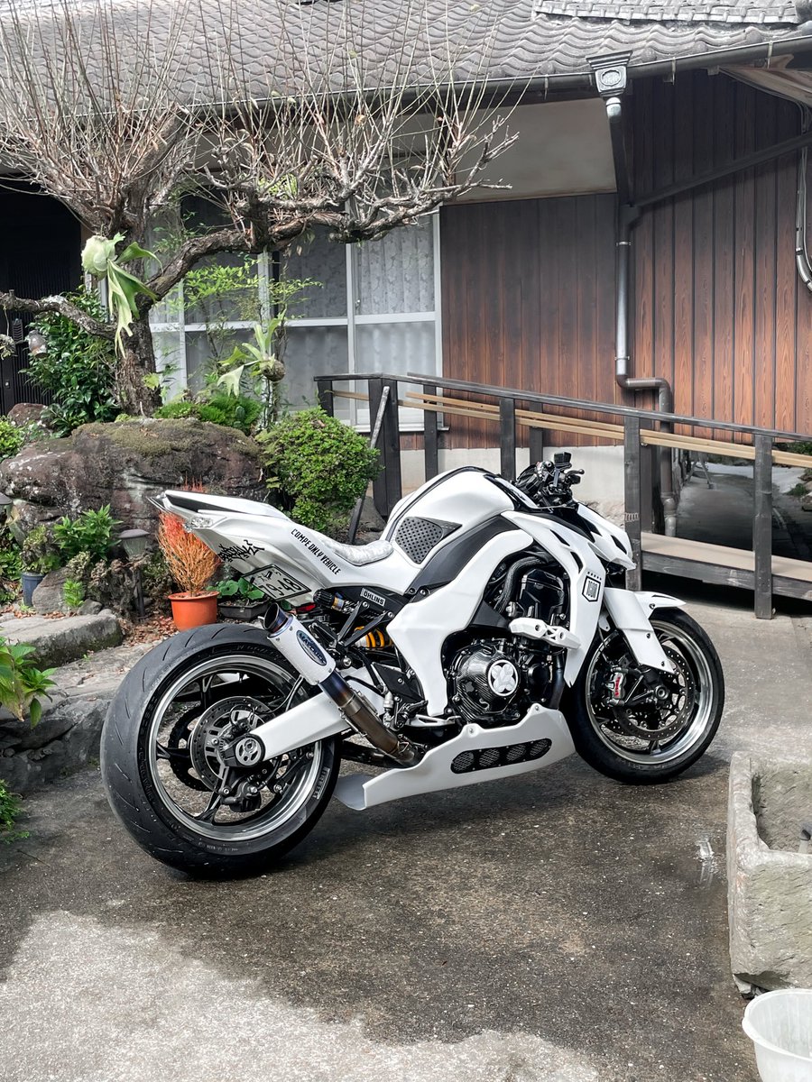 benidonn's tweet photo. 嫁がバイクの事を
「二輪」と呼ぶようになった https://t.co/6WfxQSC5IW