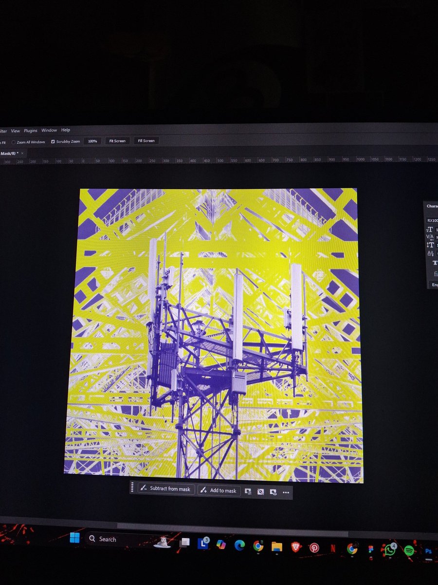 Shazzz182's tweet image. messing around