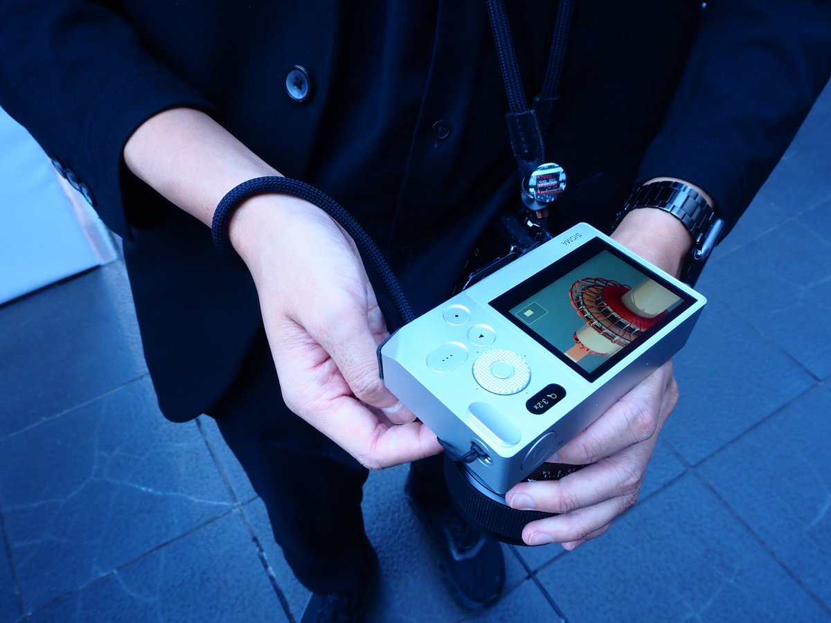 Tweet media one