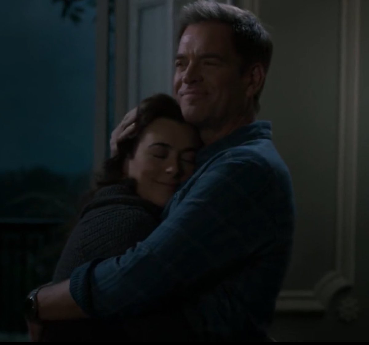 zenysse's tweet image. this was the nail in my coffin. i am a wreck.
thank you so much michael, cote, isla, paramount, everyone involved for #tonyandziva. what a gift. i will need some time to truly process this 🥲