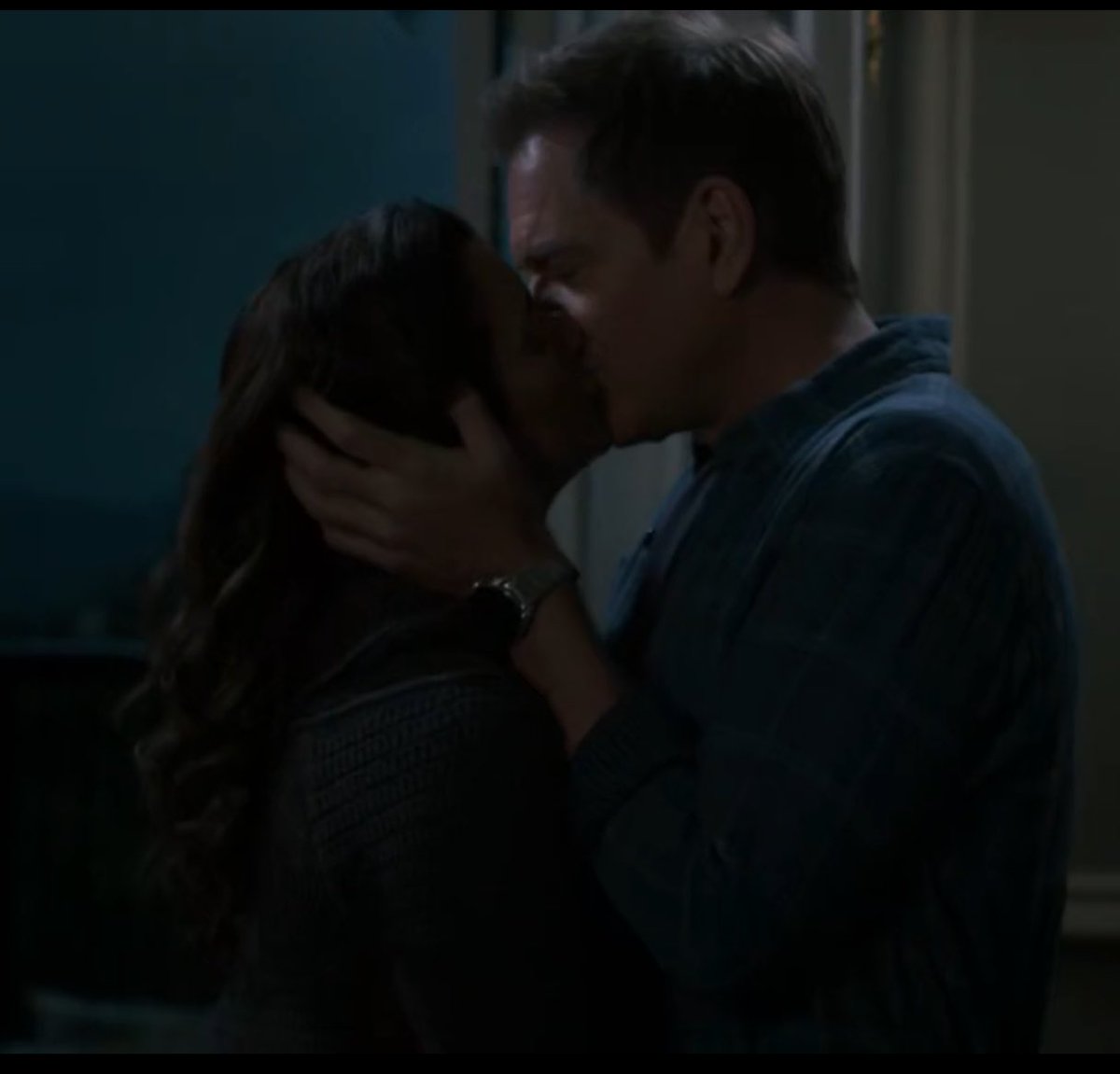 zenysse's tweet image. this was the nail in my coffin. i am a wreck.
thank you so much michael, cote, isla, paramount, everyone involved for #tonyandziva. what a gift. i will need some time to truly process this 🥲