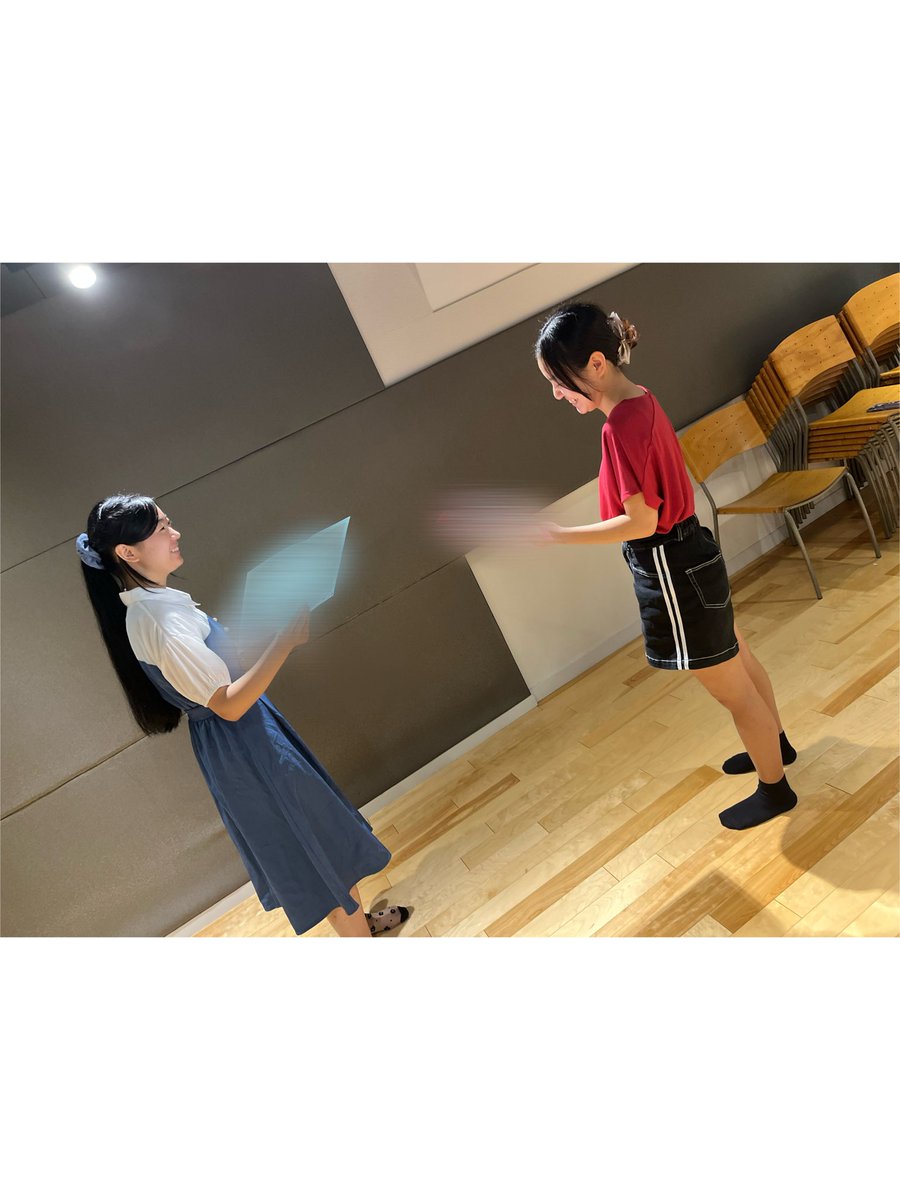 \\コンテンツ紹介‼️//

【キミの声は聞こえてる】
私たちミュージカル「キミの声は聞こえてる」メンバーは演技を中心に、歌の練習やダンスの練習をしています！
ミーティングを開き、練習時のお互いの意見を出したり、照明など裏方の内容についても話し合っています！
是非お越しください！