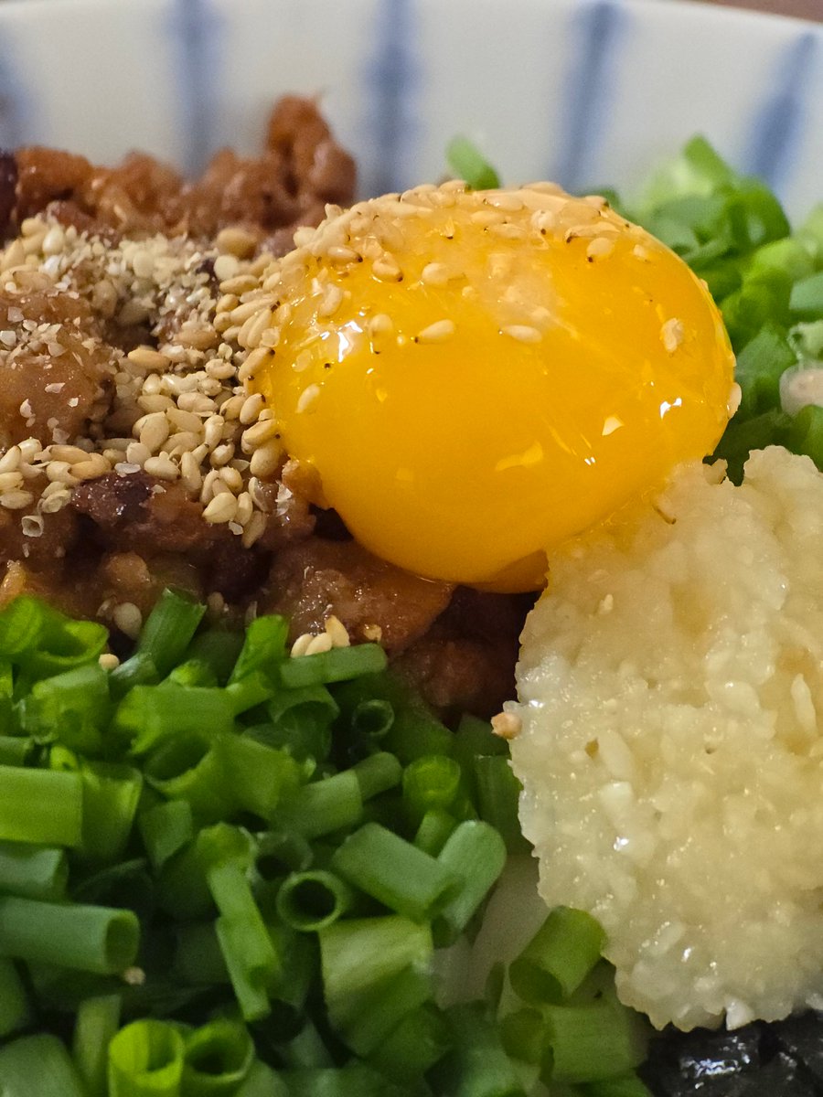 카터네 함바집에 다녀왔어요

in <a href="/car_tter/">카터</a> house
with <a href="/yumyummyyee/">소리</a>