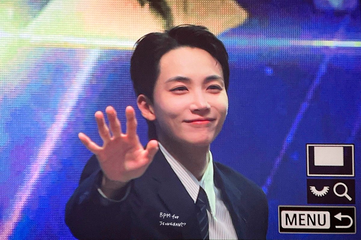 251023 너무너무너무너무 오랜만이야
#정한 #JEONGHAN #세븐틴 #SEVENTEEN