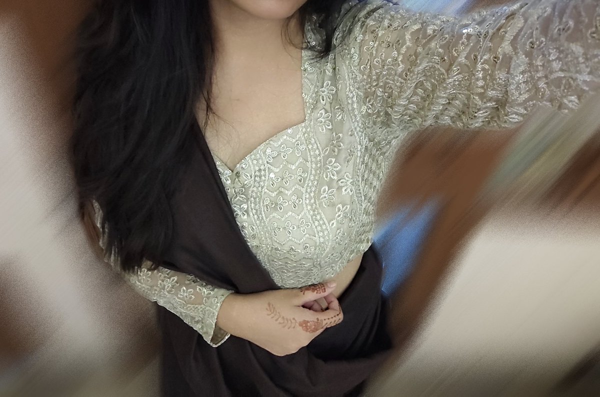 miloreally's tweet image. Diwali fit check 😼🪔