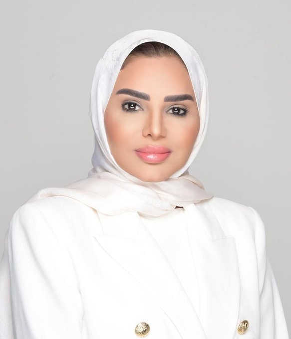 وزيرة الشؤون تحلّ مجلس إدارة "الخالدية التعاونية".. وتُحيل رئيس الجمعية وآخرين إلى النيابة - لرصد مخالفات إدارية ومالية جسيمة من قِبَل الفِرَق المختصة - الحويلة أكدت عدم التهاون في اتخاذ الإجراءات القانونية بحق أي مجلس إدارة يثبت مخالفته للأنظمة واللوائح 