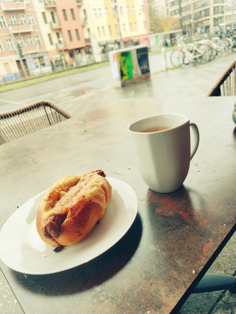 Immer heiter und vergnügt.
Bis der Arsch im Grabe liegt 🥴