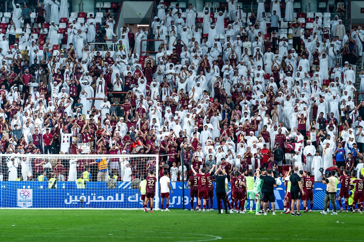 هذي المجموعة تستحق الحضور والدعم على النتائج الممتازة من بداية الموسم 

ناخذ كل مباراة كأنها نهائي 
4 نهائيات بيينا وبين الكاس الاغلى 

الفريق يحتاجكم اكثر من اي وقتٍ مضى 
وبإذن الله بتكون من نصيب الوحدة🤎
 #كأس_رئيس_الدولة