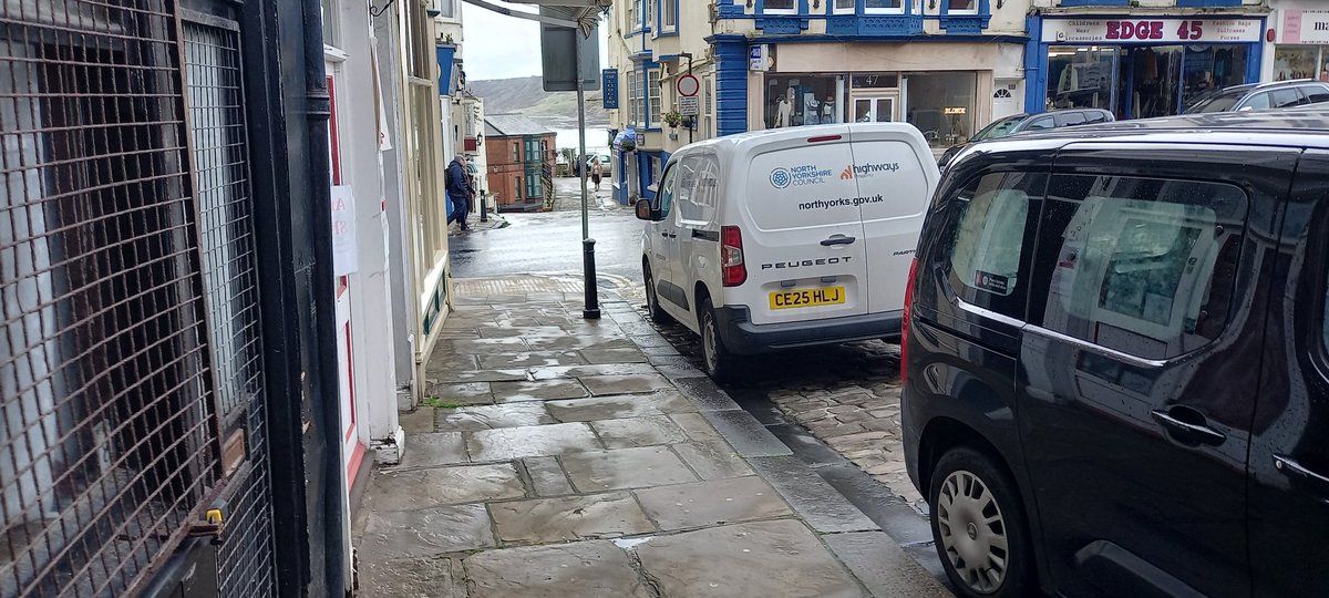 seadogfan's tweet photo. Does driving a @northyorksc van exempt you from the highway code? #onewaystreet https://t.co/bLlAEFe5kq
