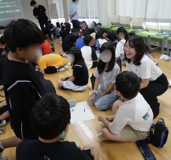 ＼ 明治創業、若き経営者２人による特別授業🎤／

創業135年の老舗かまぼこ屋を継いだ林田さん。
強い正義感とチャレンジ精神で、“後継者不足問題”に挑む姿に、子どもたちは大きな勇気をもらいました✨

※もう１人のゲストは（株）博水の江越さん<a href="/yudaiegoshi/">江越雄大 | 練りもの屋5代目</a> 

☟授業レポート☟