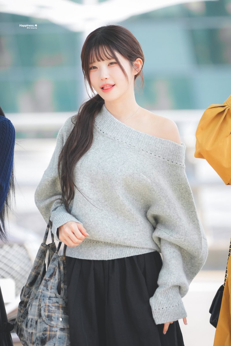 251023

🇭🇰✈️

#프로미스나인 #송하영
#fromis_9 #SongHayoung