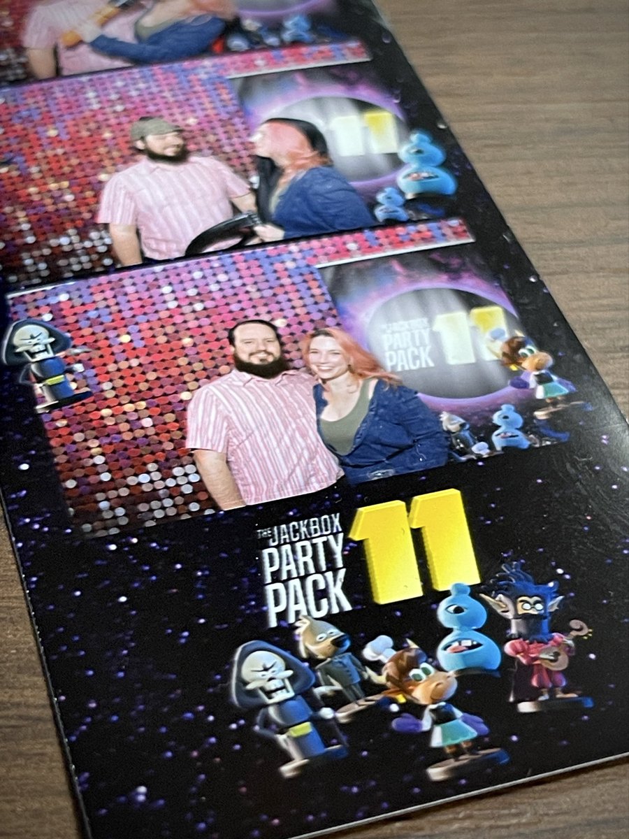LyssateeTV's tweet image. [ad/invite] 200+ hours of streaming @jackboxgames and I STILL never would have guessed I’d end up at one of their events 🥹 HAPPY #11 Y’ALL 🥳 

Huge thank you to @itsnoxlumina for the invite and congrats to Jackbox Games for another banger party pack!